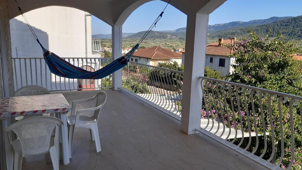 Apartments Marinko Stari Grad  Zewnętrze zdjęcie