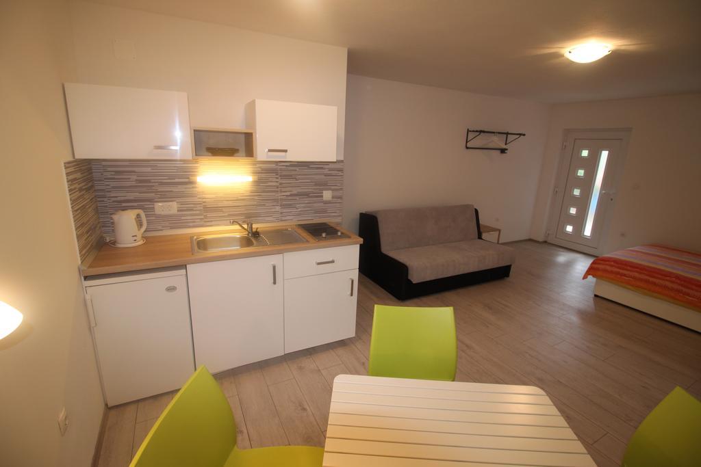 Apartments Marinko Stari Grad  Zewnętrze zdjęcie