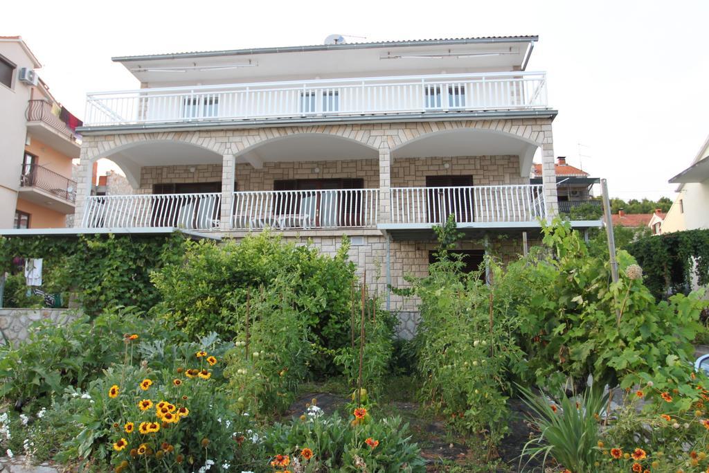 Apartments Marinko Stari Grad  Zewnętrze zdjęcie