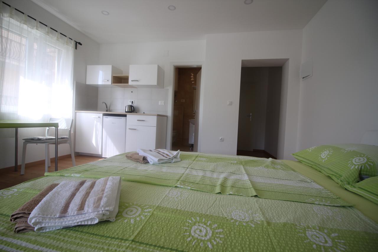 Apartments Marinko Stari Grad  Zewnętrze zdjęcie