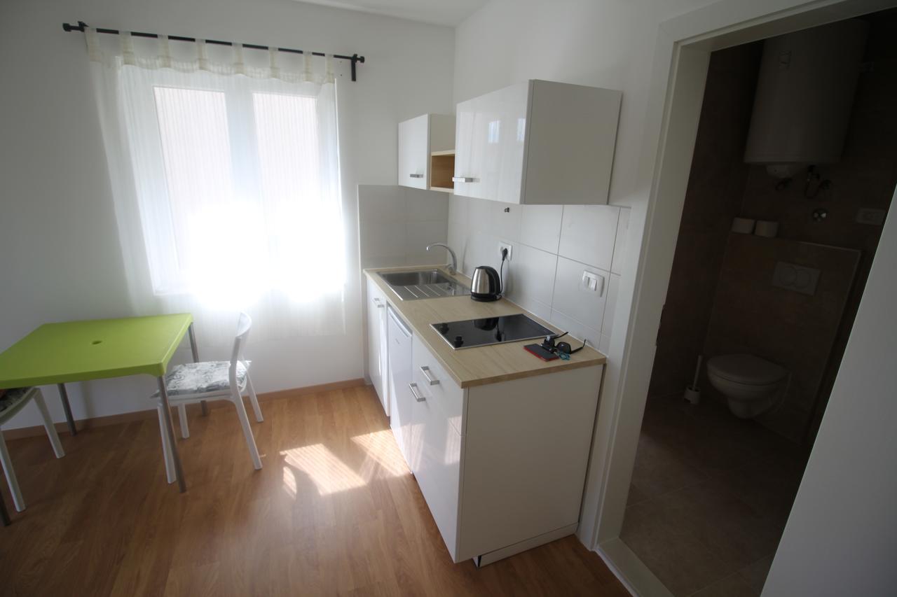 Apartments Marinko Stari Grad  Zewnętrze zdjęcie